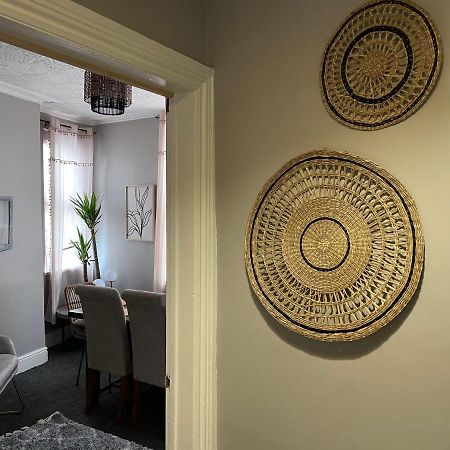 Perfect For Large Groups, Sleeps 15 Close To City Centre Шефилд Екстериор снимка